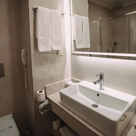 Hotel Victory Be Mine Colakli